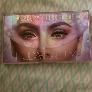 Huda Beauty Mercury Retrograde Eyeshadow Palette - New /Unused